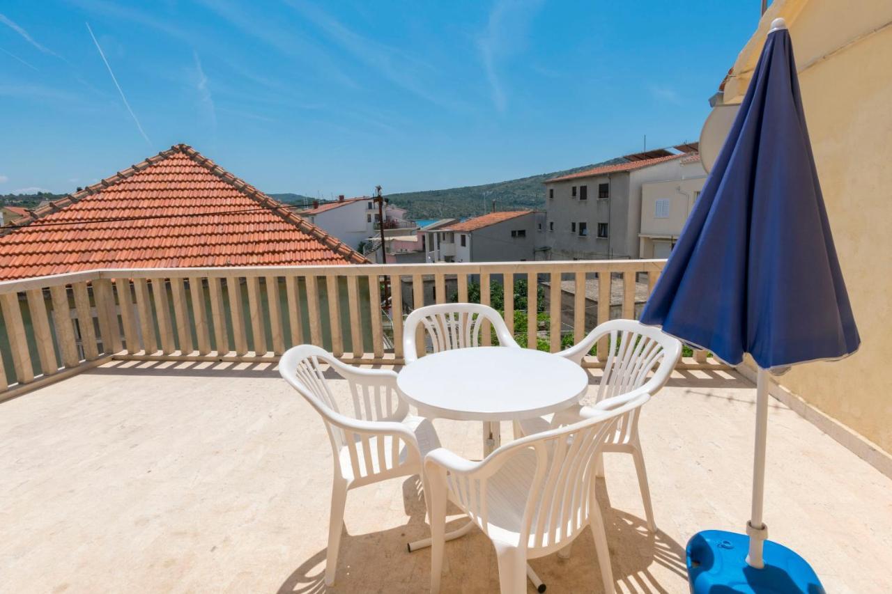 Apartment Smiljan Primošten Buitenkant foto